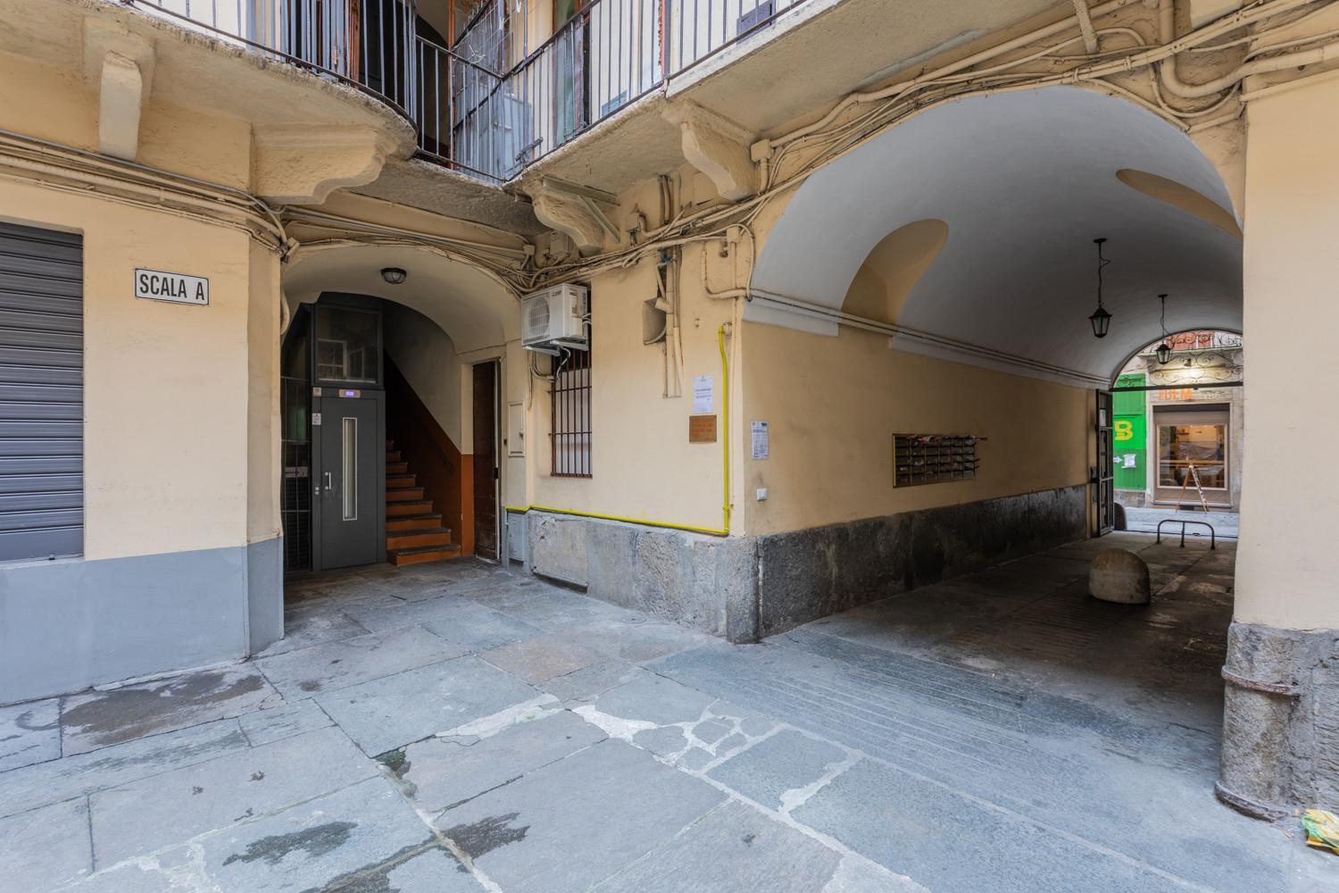 Barbaroux Apartments By Wonderful Italy Турин Екстер'єр фото